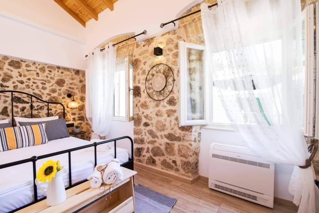 Nikolas Est 1773 Villa Áno Korakiána Buitenkant foto